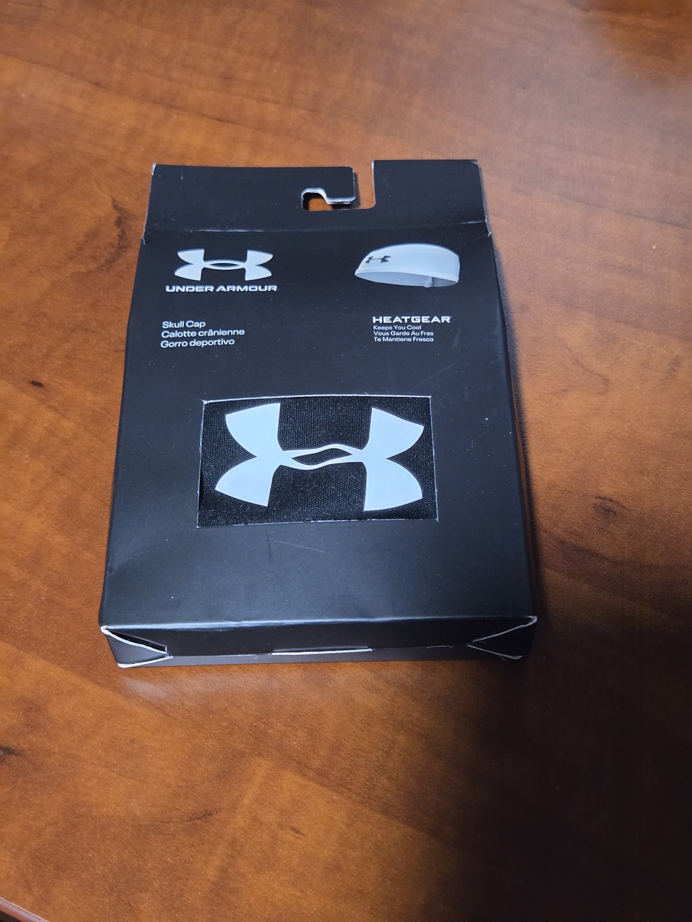 Under Armour Black and White Skull Cap Packaging